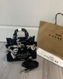 Picture for category Coach Handbags
